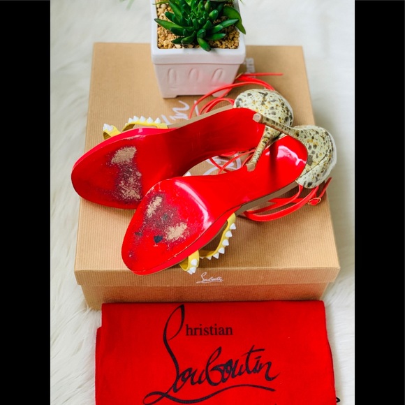 🍾🥂SOLD!🥳Christian Louboutin Spiked Sandals - Picture 7 of 14